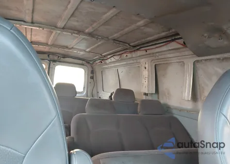 2005 Ford E-250 Commercial/Recreational из США, поврежденный, VIN 1FTNE24L55HB03267